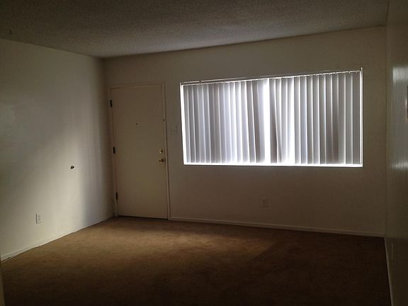 3rd image of 4441 W 134th St APT C