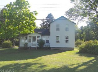 15885 Leonard St, Spring Lake, MI 49456