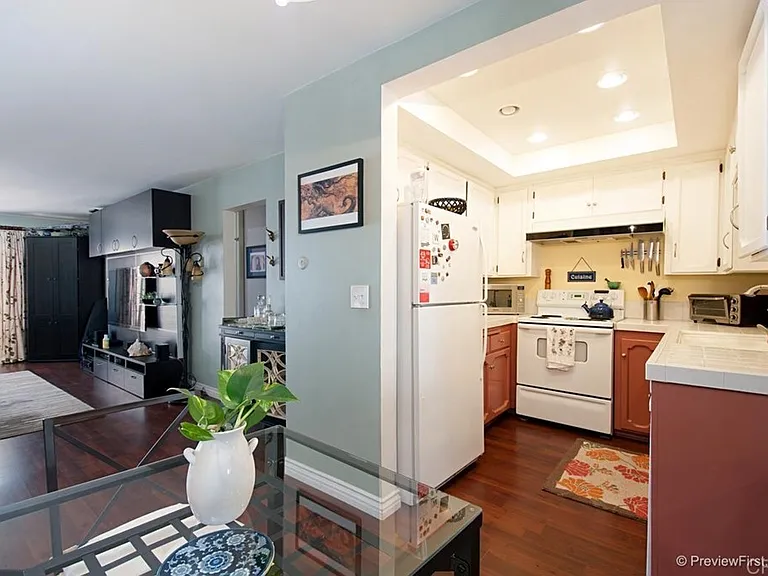 3421 Park Blvd #306 — Photo 5