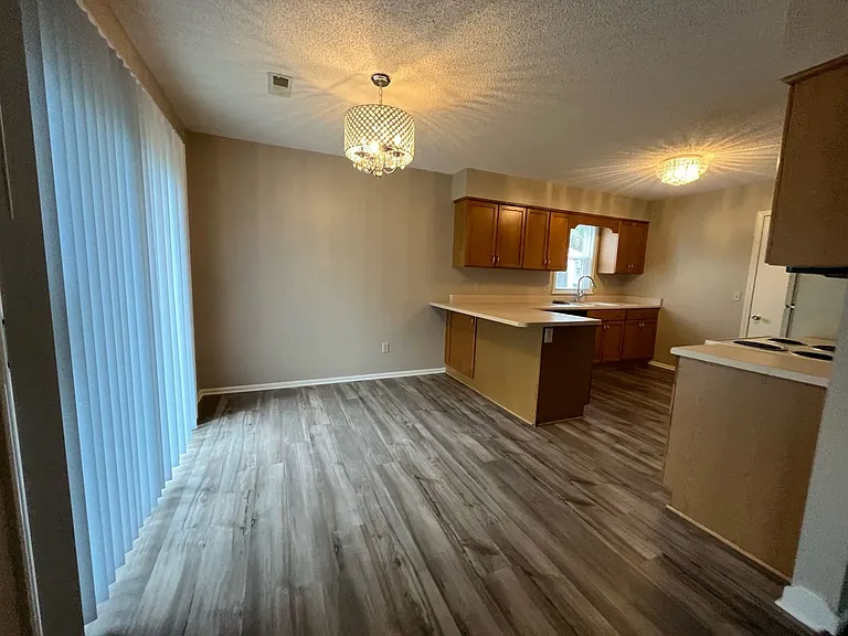 5510 Columbine Ln — Photo 7