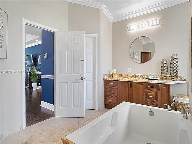 6807 NW 66th Way — Photo 5
