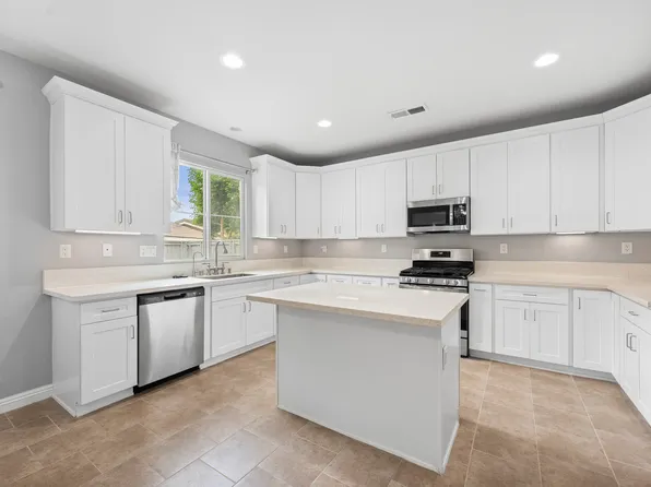 1424 Pluma St, Upland, CA 91784