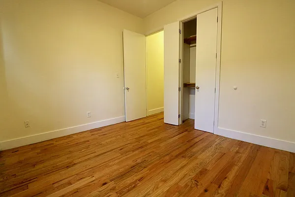 Rented by Compass | media 18