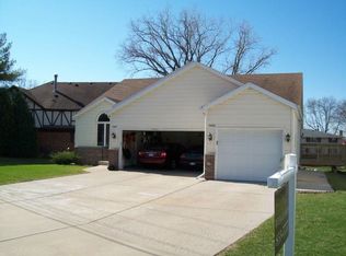 7409 Century Pl, Middleton, WI 53562