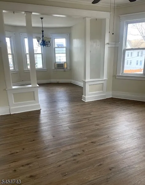 3 bed, 1.0 bath, $2,300 — Photo 2