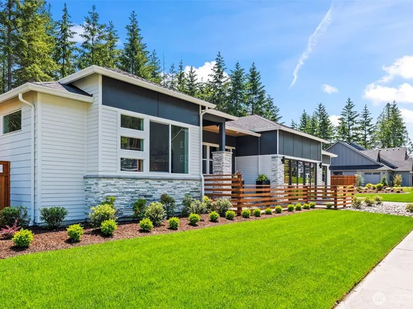 15709 210th Avenue E, Bonney Lake, WA 98391