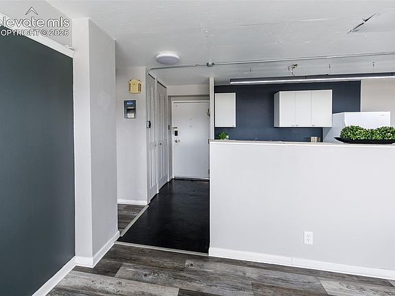 5th image of 411 Lakewood Cir APT C404