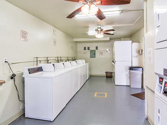 5th image of 1343 W San Bernardino Rd #10f749292
