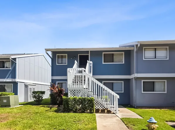 6033 34th St W APT 11, Bradenton, FL 34210