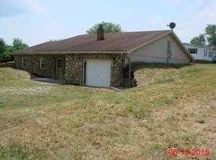 823 W Craig Rd, Scottsburg, IN 47170