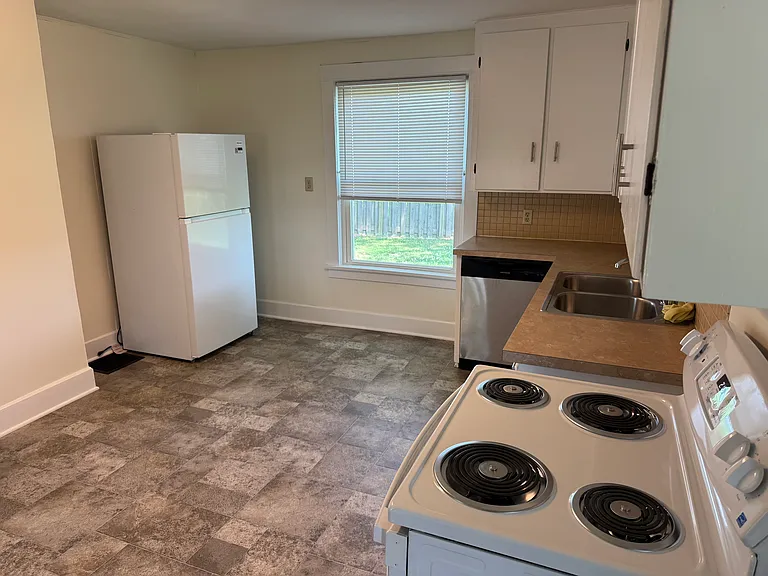 4161 Akron Rd — Photo 8