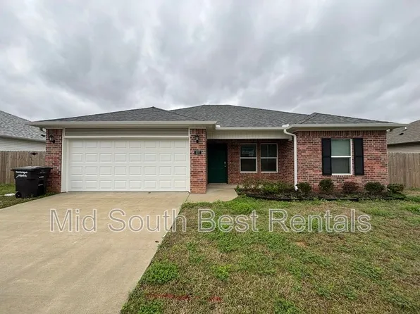 107 Redbud Ct, Jacksonville, AR 72076