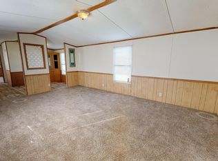 1390 Snake Rd TRLR 6, Lumberton, NC 28358