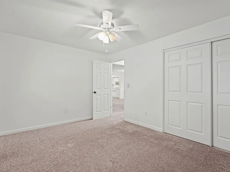 13406 E 10th Ave — Photo 13