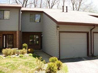 2917 Old Mill Dr, Racine, WI 53405