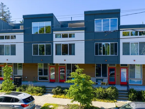 523 NW 70th Street, Seattle, WA 98117