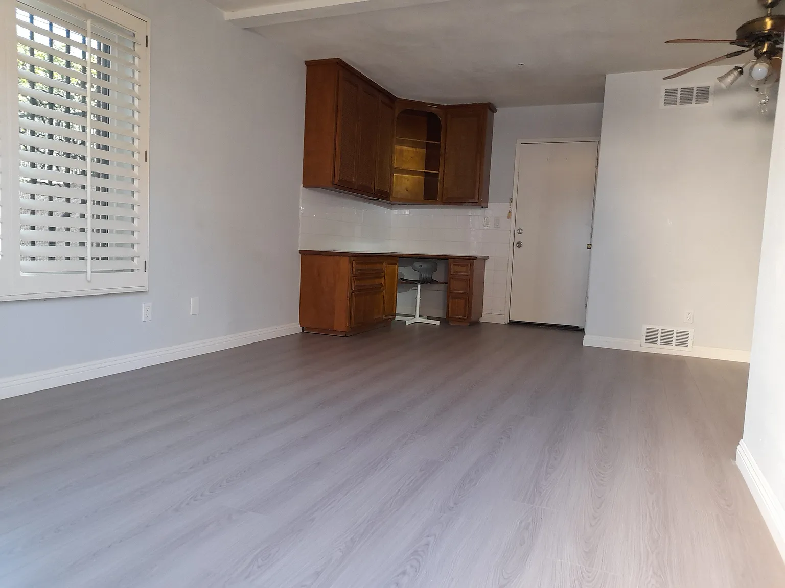 2 bed, 2.5 bath, 1085 sqft, $2,590 — Photo 2