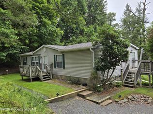 35 Trolley Hl, Harveys Lake, PA 18618