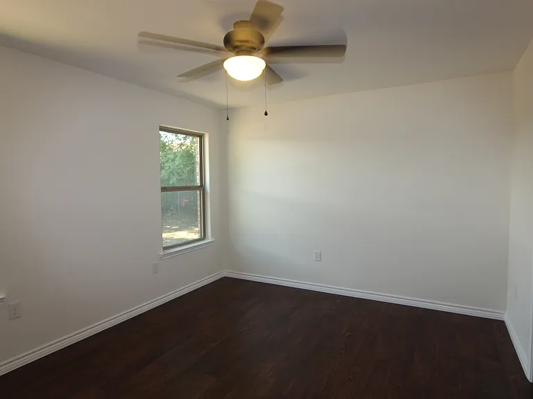 104 Boston St — Photo 12