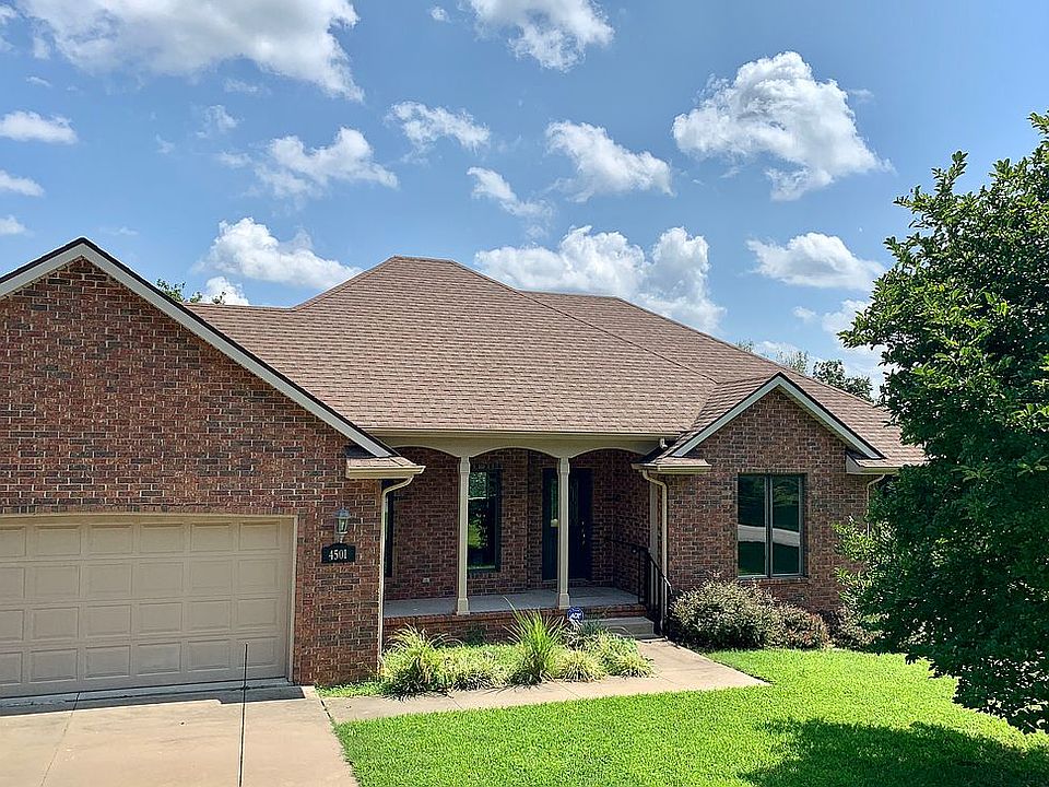 4501 Oak Dr - Street View