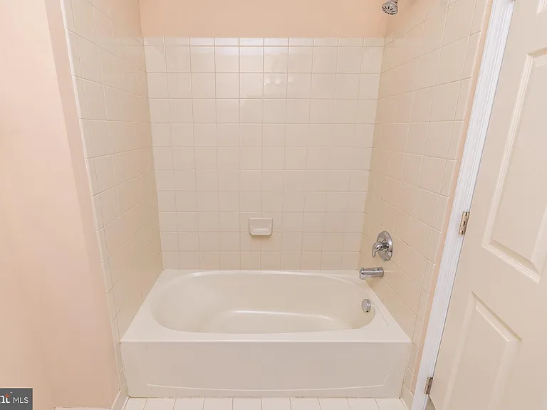 253 Flagstone Rd #7 — Photo 20
