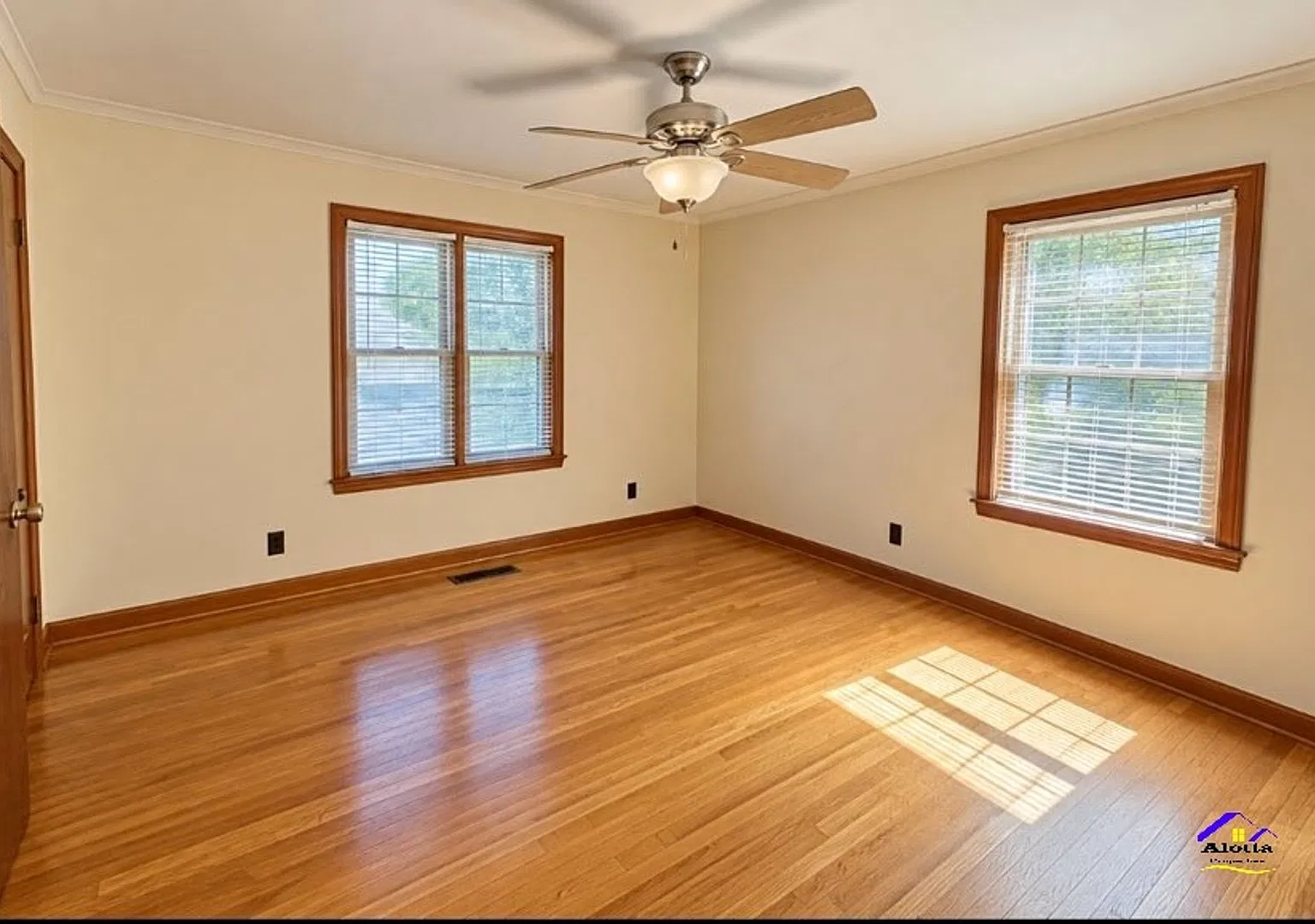3111 Marita Dr — Photo 3
