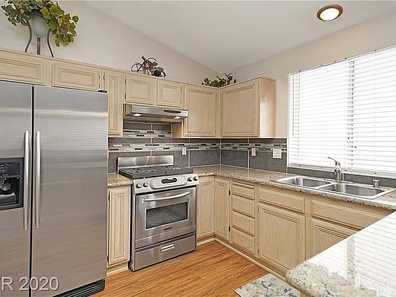 5th image of 3932 Canyon Meadows Ct