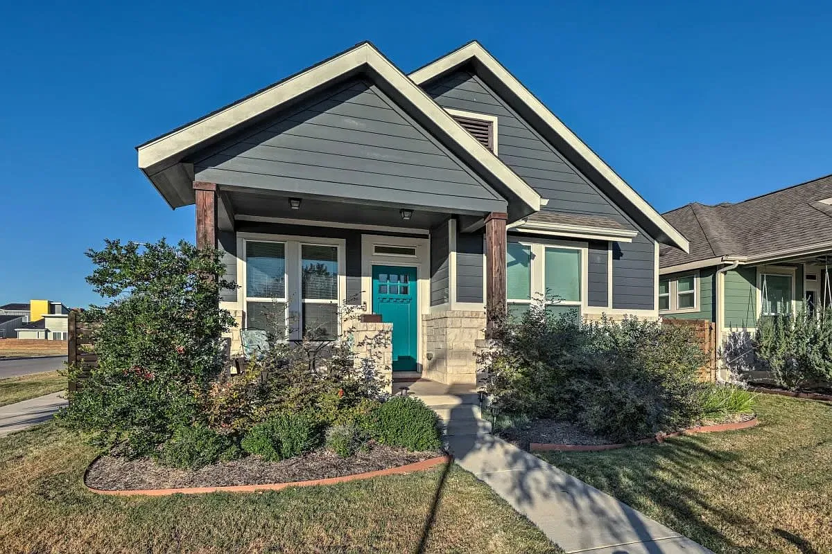 2 bed, $3,000 — Photo 1