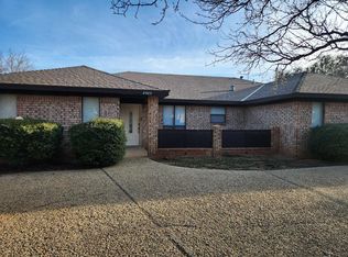 2405 Fairview Ln, Midland, TX 79705