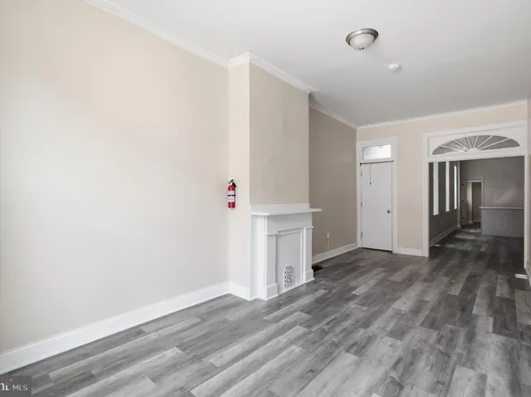 632 W Cumberland St, Philadelphia, PA