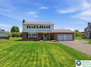 1822 Mark Twain Cir, Bethlehem, PA 18017