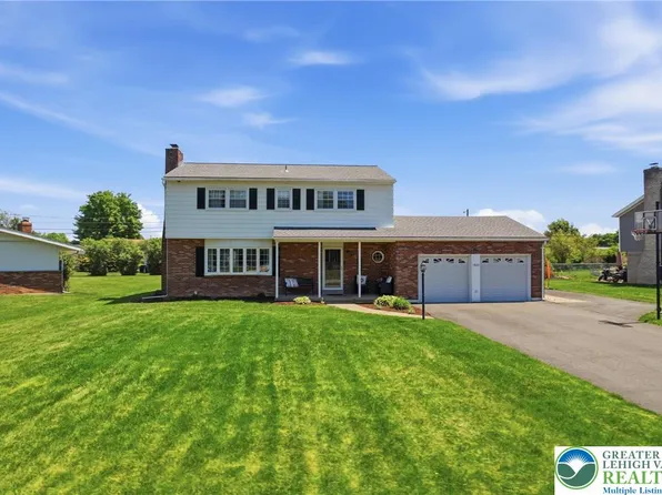 1822 Mark Twain Cir, Bethlehem, PA 18017