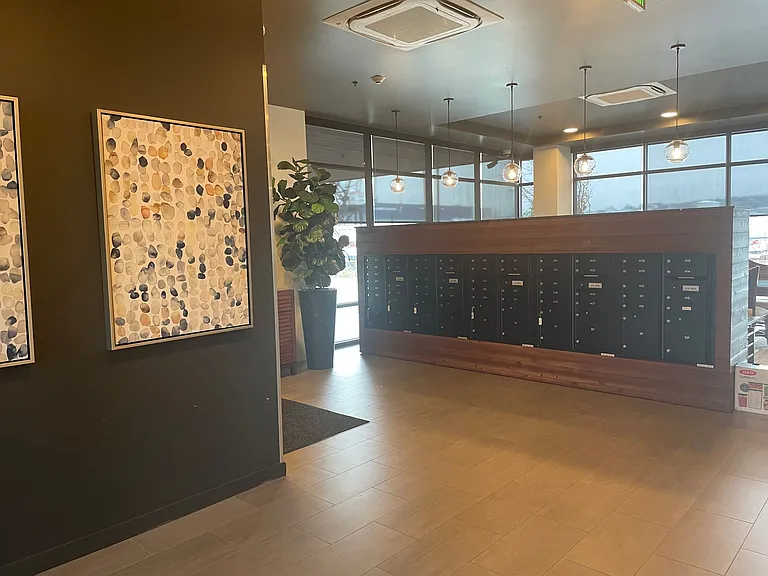 20 Bellwether — Photo 12