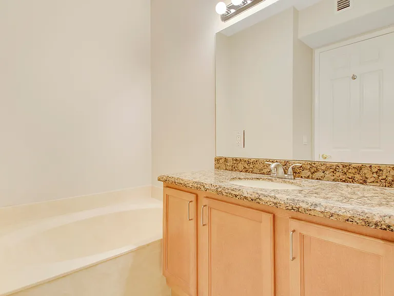 10440 SW Stephanie Way #4207 — Photo 19