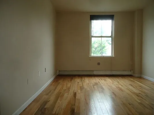 Rented by Hakeem Shahid, LREB | media 19