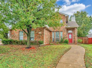 400 Goodnight Trl, Justin, TX 76247