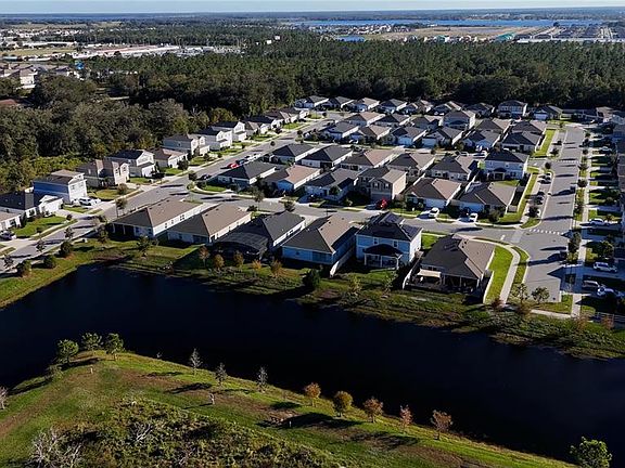 5th image of 1857 Gold Crest Dr
