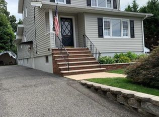 73 E Gouverneur Ave, Rutherford, NJ 07070