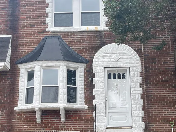 6233 Tackawanna St, Philadelphia, PA 19135