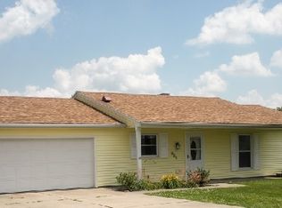 964 N Seminary St, Roanoke, IN 46783
