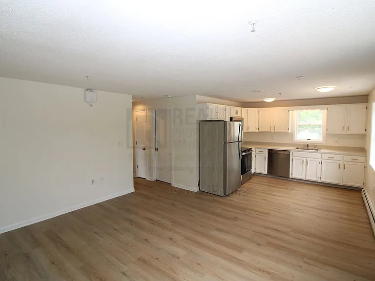 770 Central Ave #7 — Photo 5