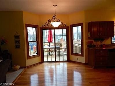 3rd image of 5249 S Saratoga Ave