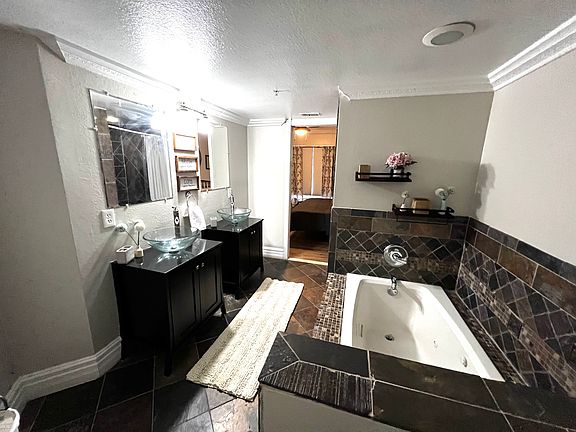 4th image of 7925 Preserve Cir APT 338