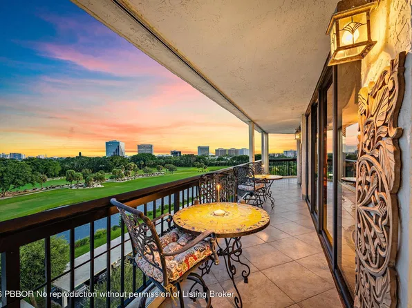 1900 Consulate Pl APT 503, West Palm Beach, FL 33401