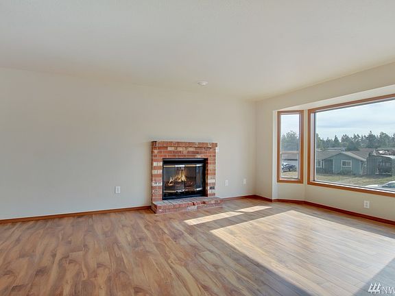 4th image of 21810 48th Avenue Ct E