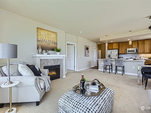 3rd image of 16141 Cleveland Street #515