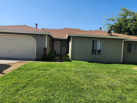 3rd image of 684 Elm Ave #A