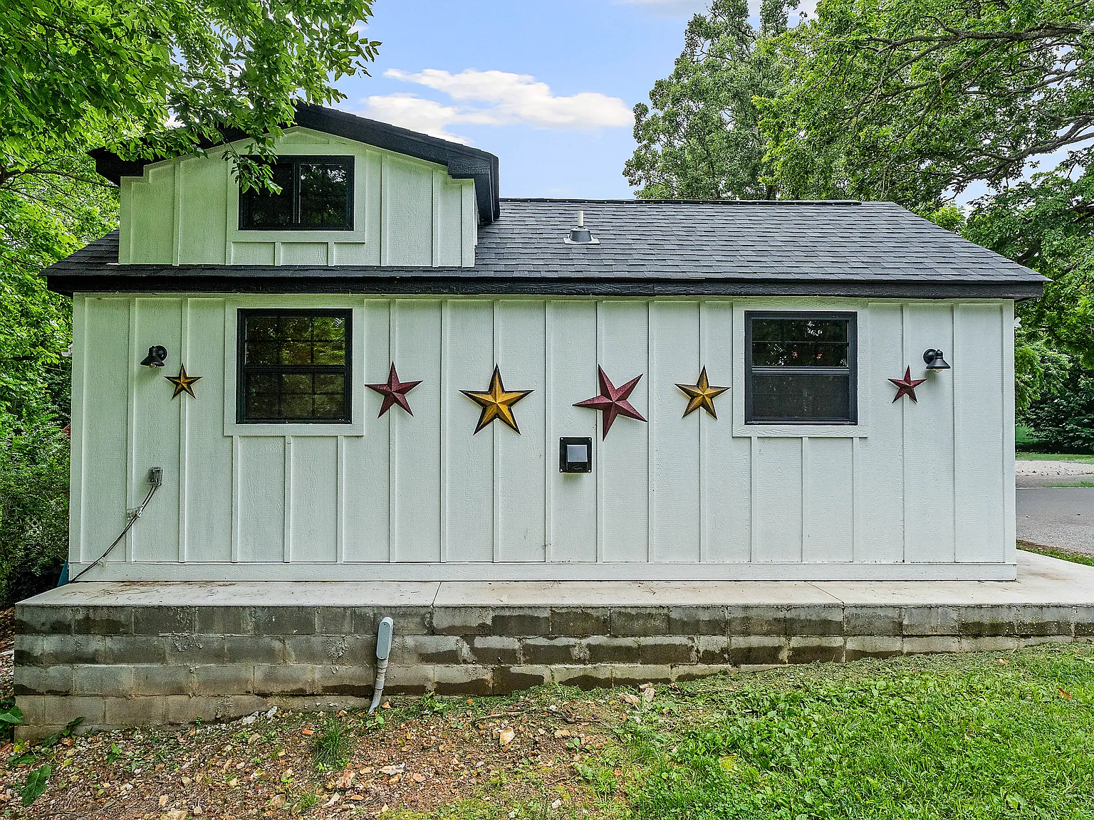 1524 Little Flock Dr — Photo 4