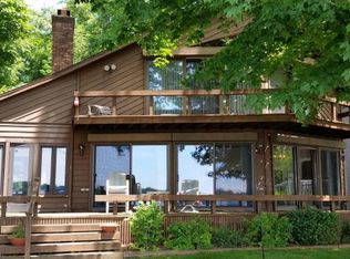 54770 Indian Lake Rd, Dowagiac, MI 49047