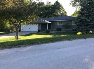 35424 165th Ave, Forest City, IA 50436